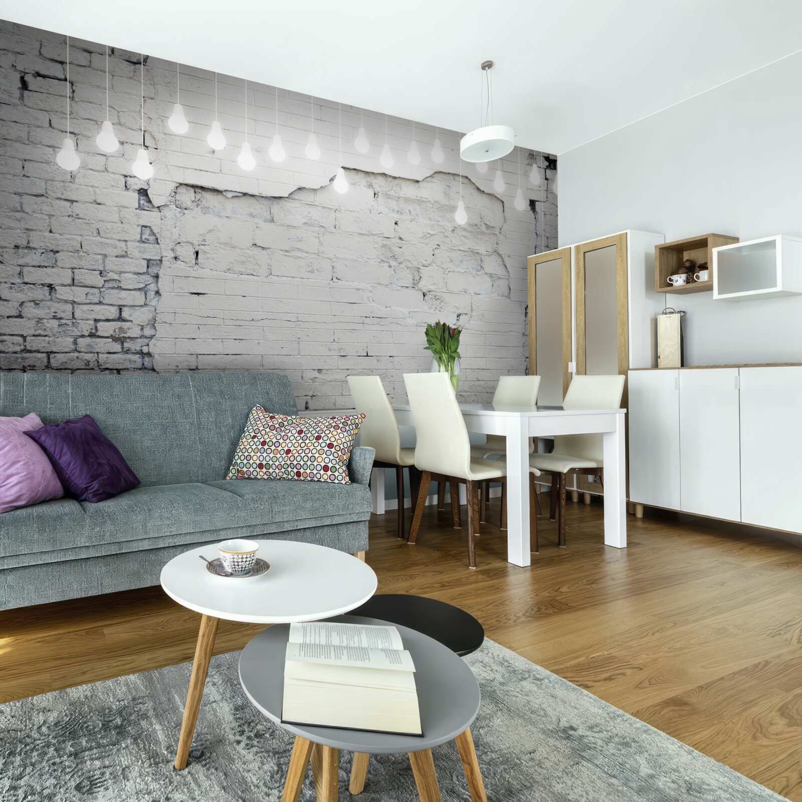 Фотошпалери біла цегляна стіна і лампочки на ній