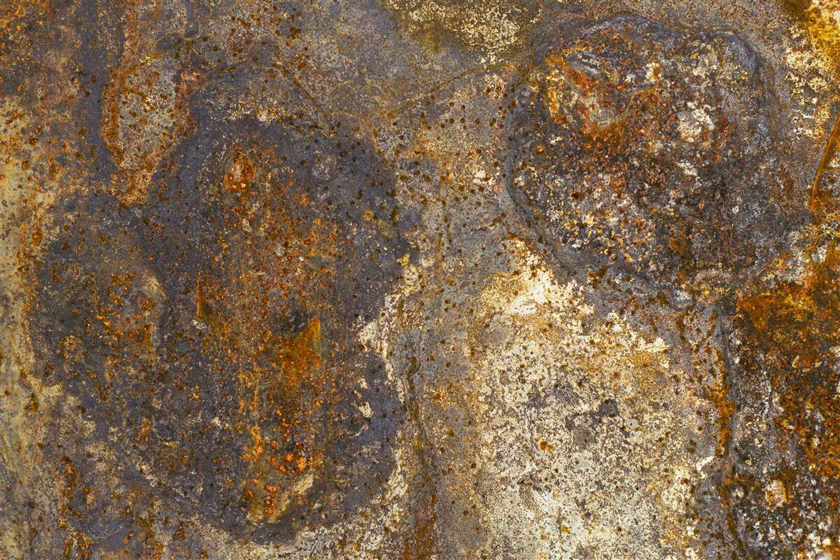 Фотошпалери фарба, яка потріскалася і починає лущитися