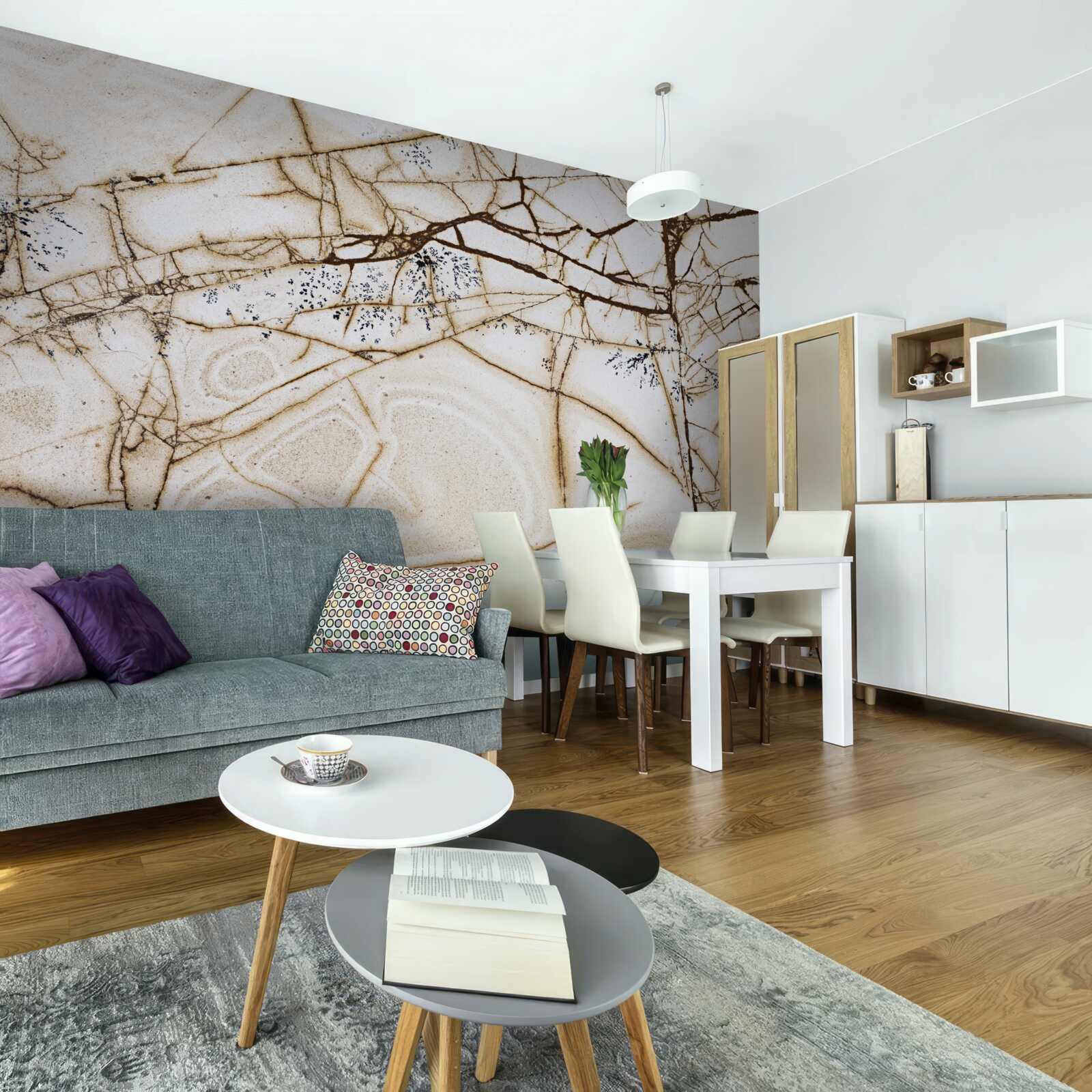 Фотошпалери тло з потрісканим світлим мармуром