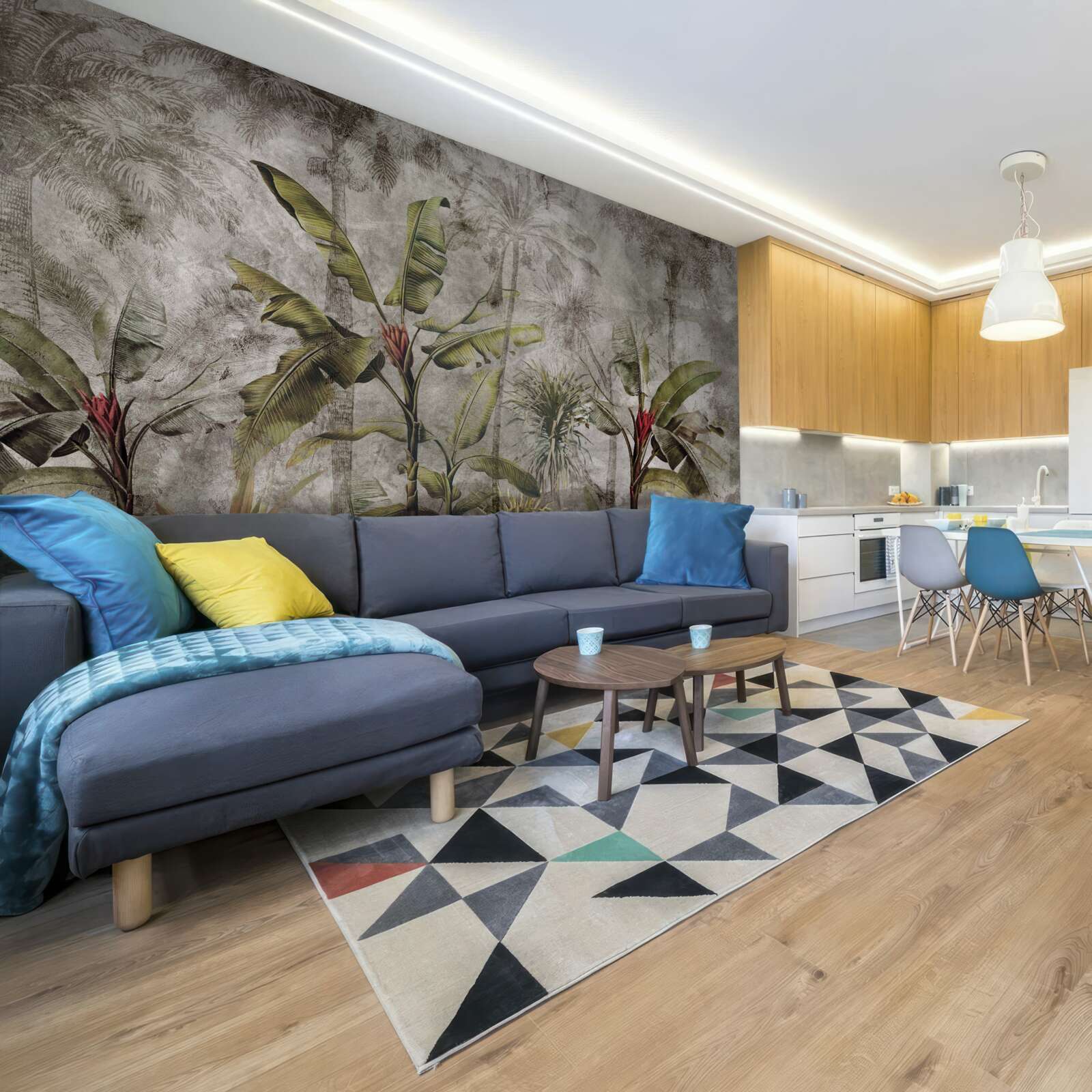 Фотошпалери в періоди інтенсивних тропічних дощів