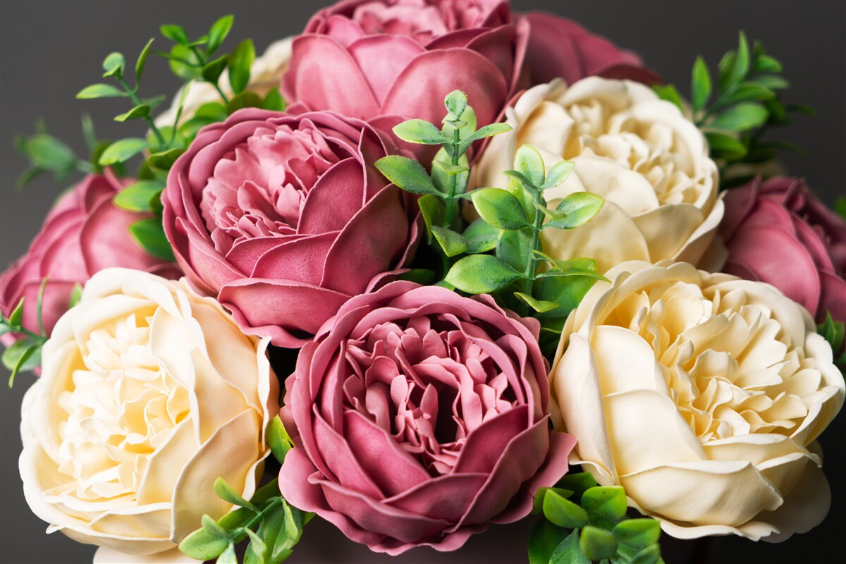 Фотошпалери півонієвий букет троянд