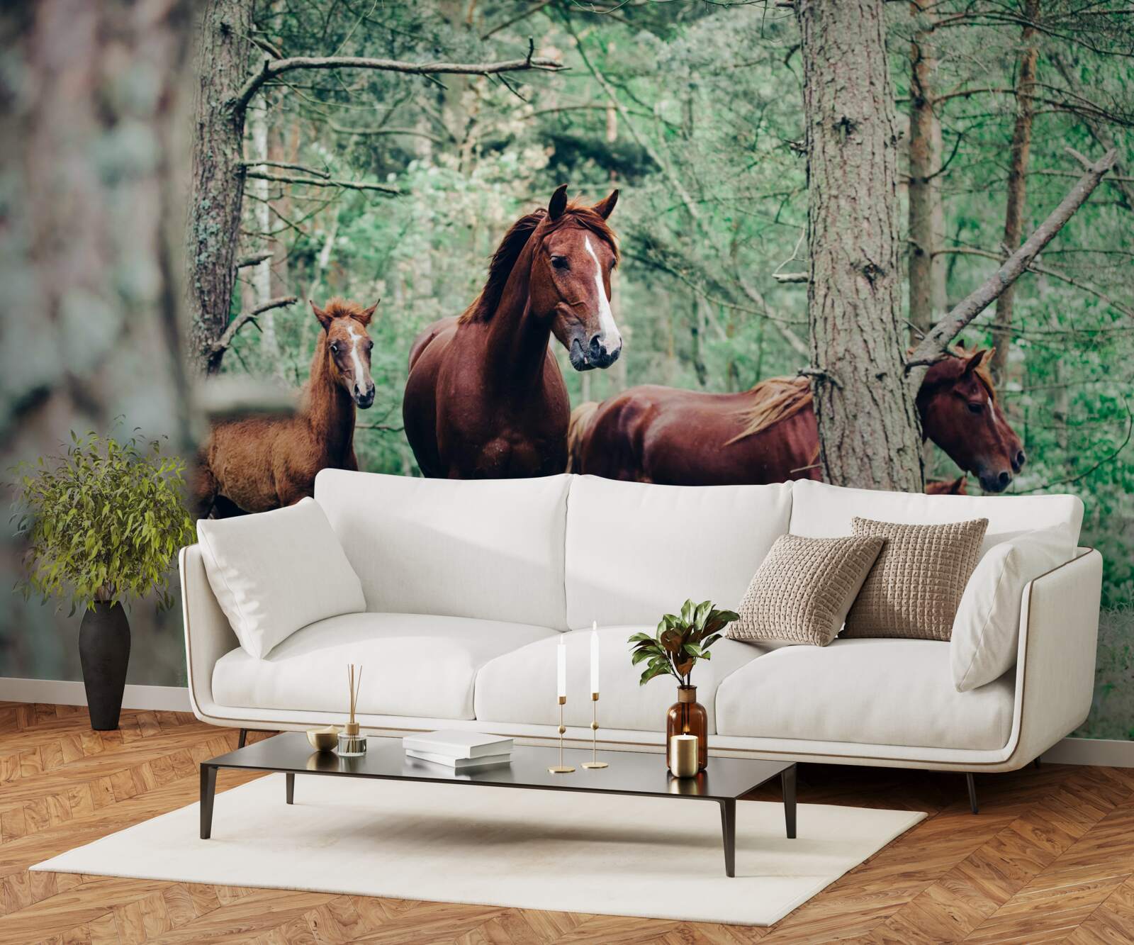 Фотошпалери коні гуляють у лісі навесні