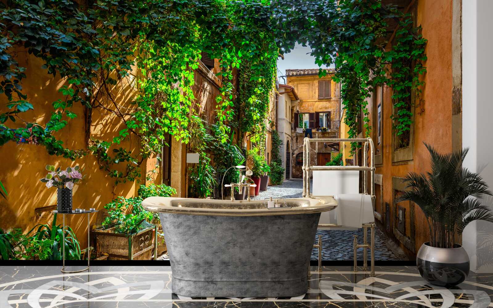 Фотошпалери Італійський дворик, оточений зеленню, наповнений затишком