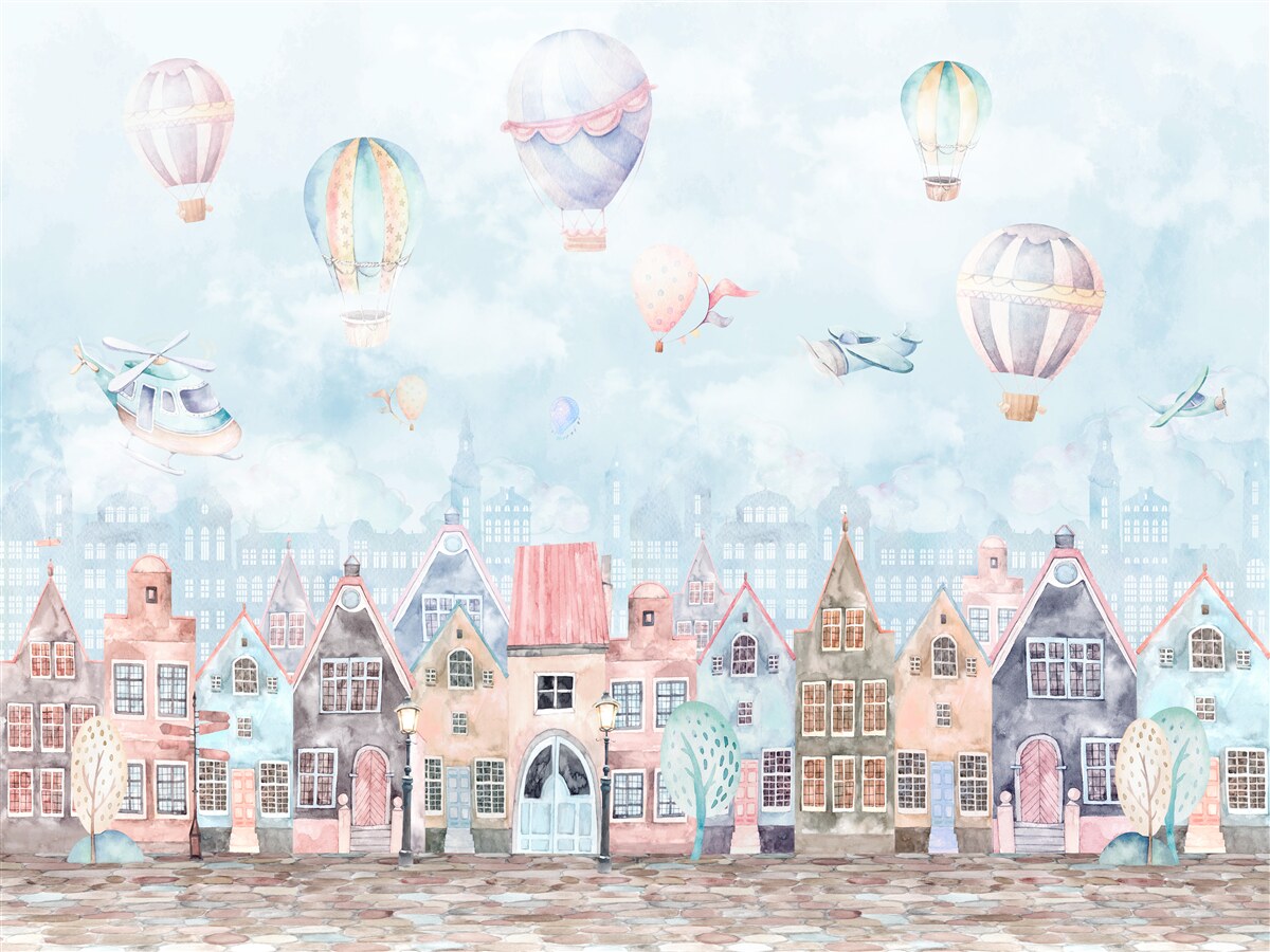 Фотошпалери над будинками, пофарбованими в різні кольори, пролітають повітряні кулі
