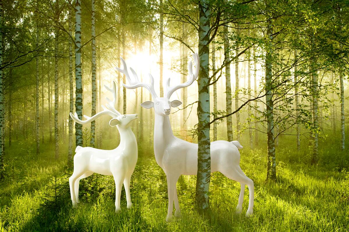 Фотошпалери білі олені в зеленуватому лісі
