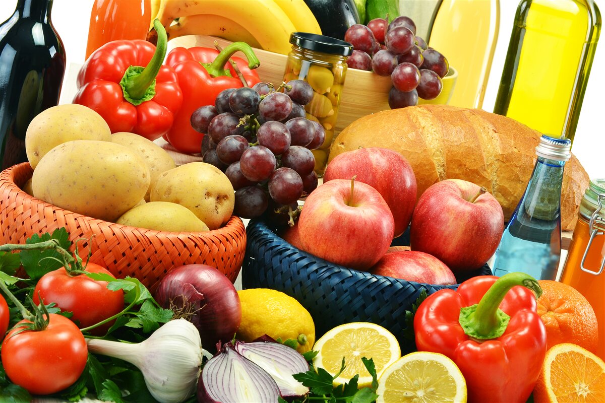 Фотошпалери на столі має бути правильно складена дієта