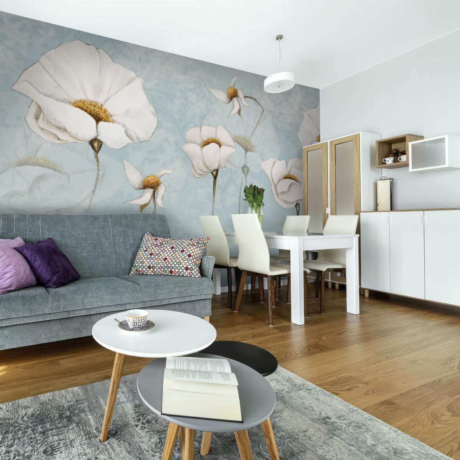 Фотошпалери маки білосніжні, сидять на високих, ніжних стовбурах