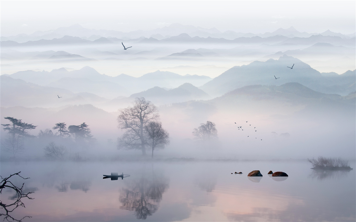 Фотошпалери ранковий туман над озерною водою