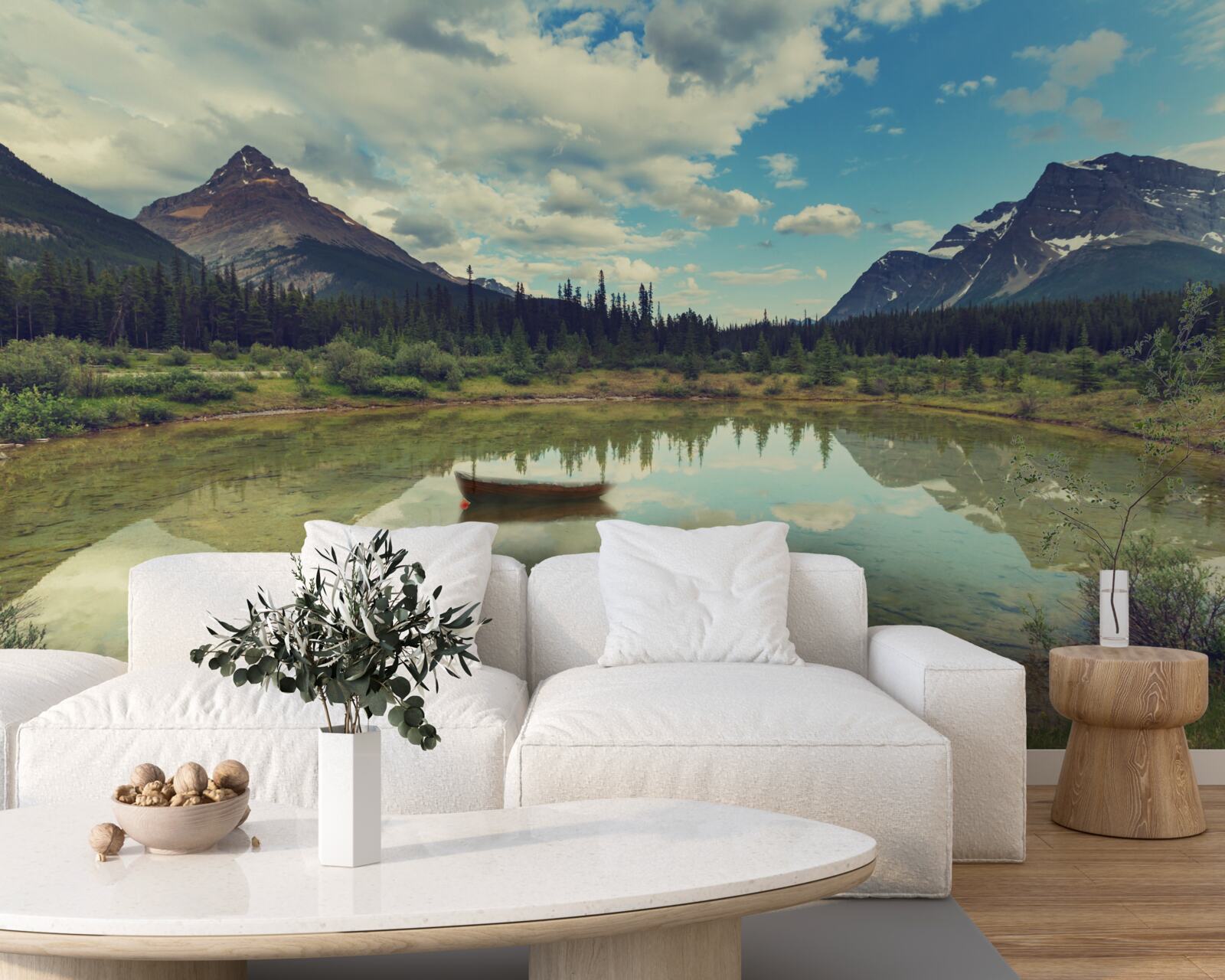 Фотошпалери водосховище оточене горами зі скелястими вершинами