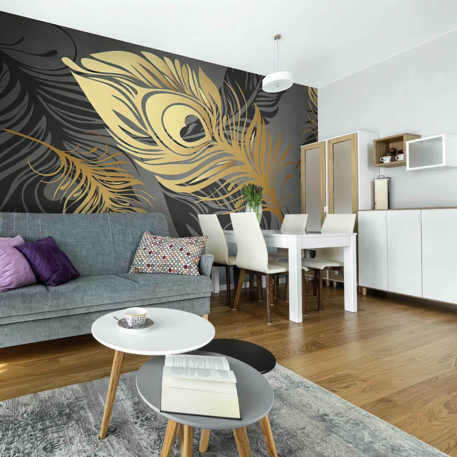 Фотошпалери пір'я з золотим ажурним декором