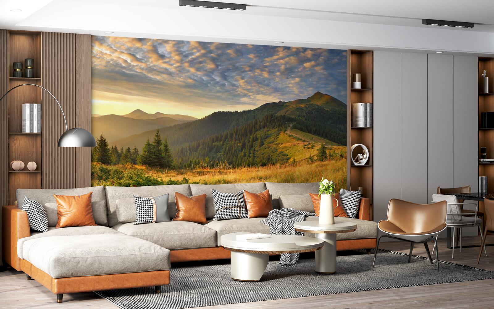 Фотошпалери хмари над горами забарвлені в теплі кольори заходу сонця