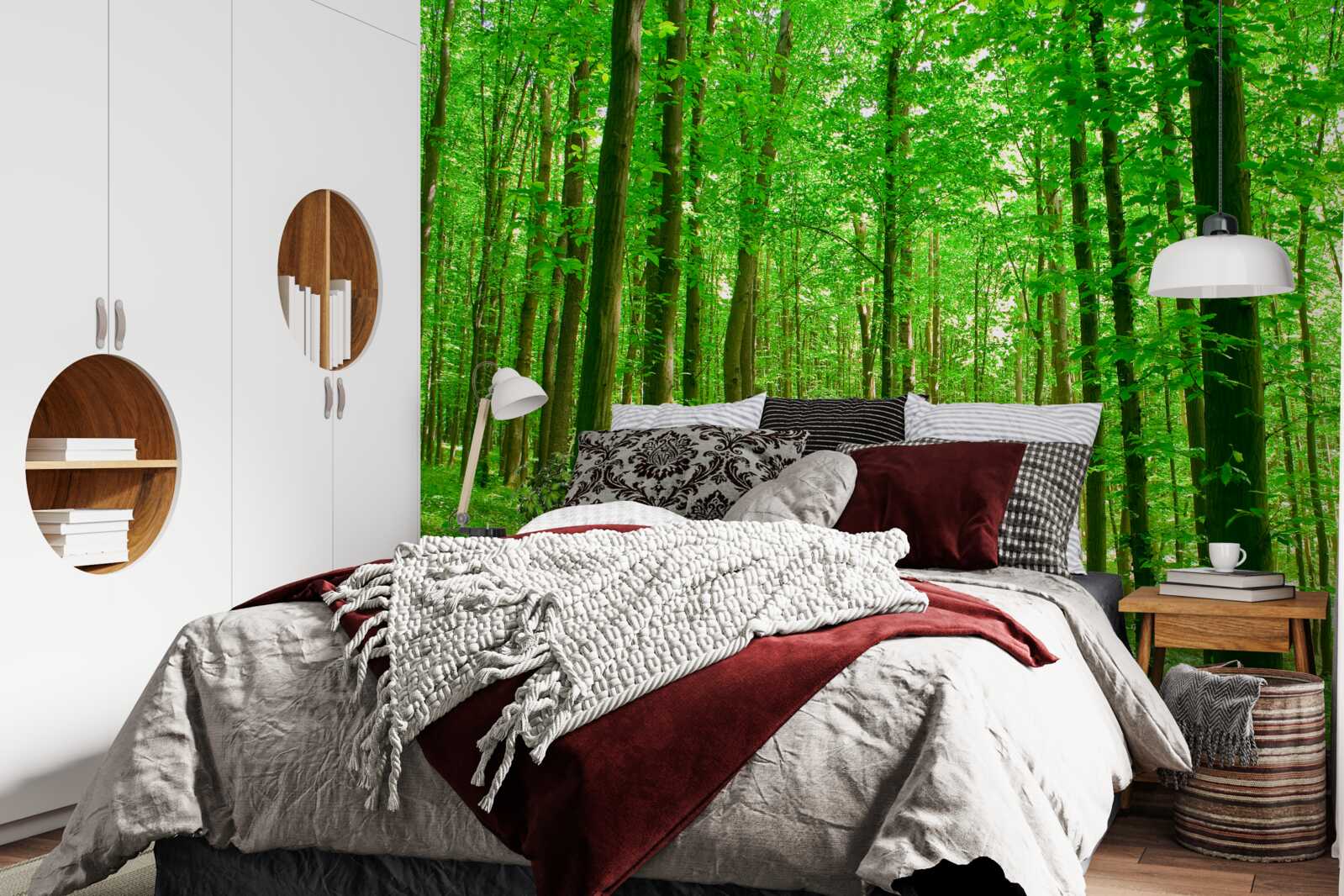 Фотошпалери негустий літній ліс з листяними деревами