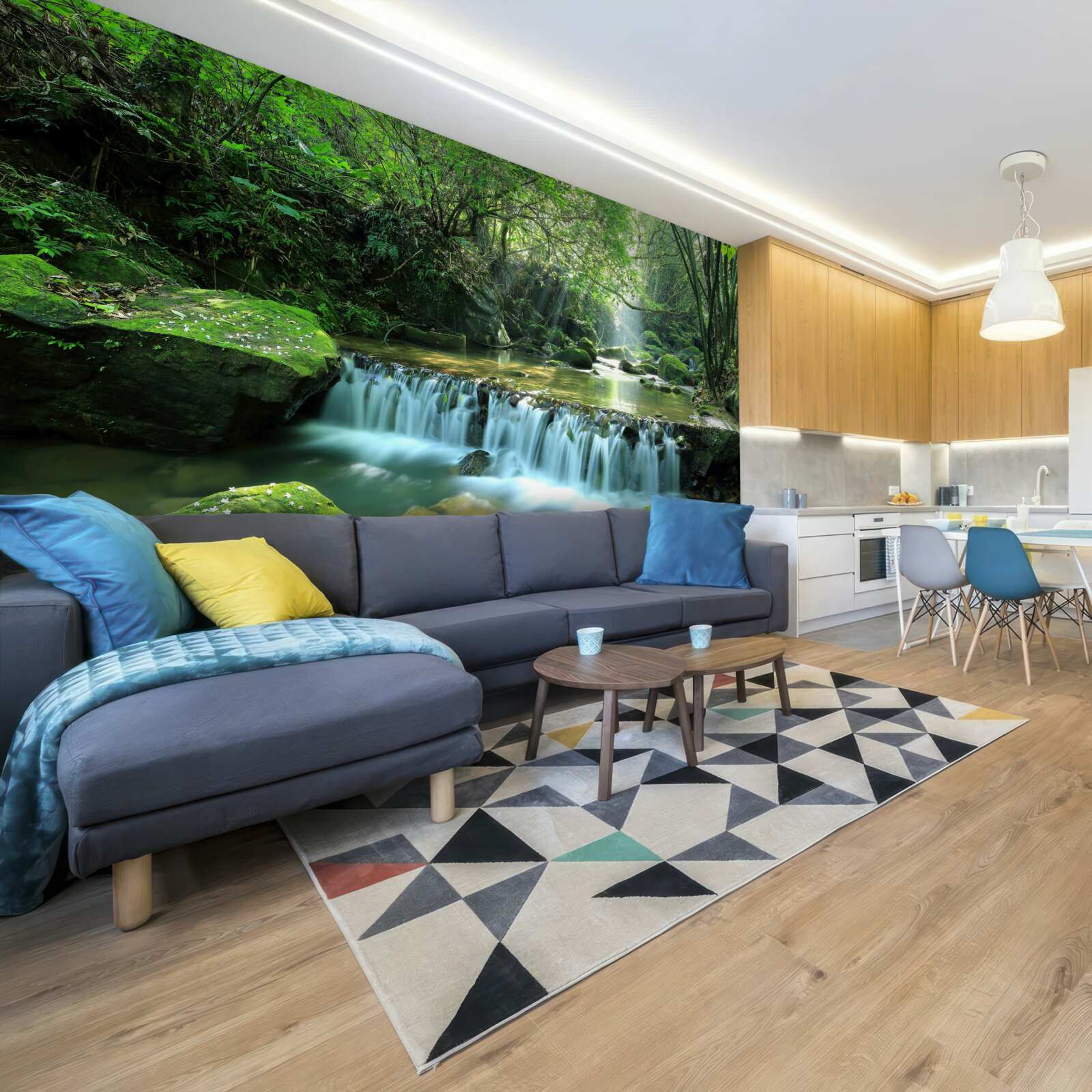 Фотошпалери водоспад шумно розливає широкі потоки серед зелені, осяяний сонячними променями