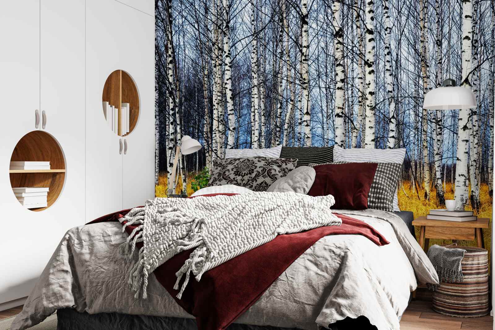 Фотошпалери опале березове листя на тлі жовтіючої лісової трави