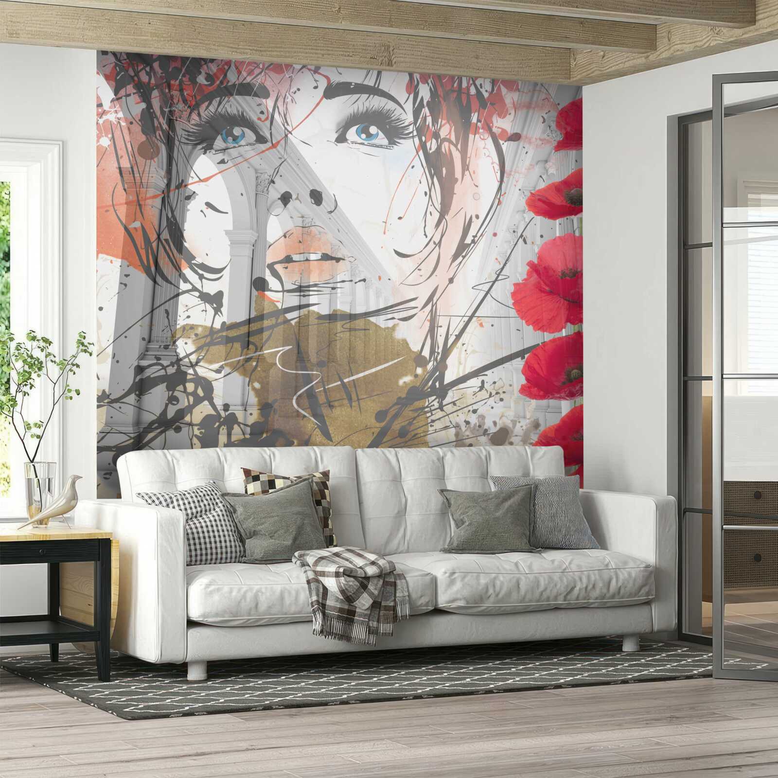 Фотошпалери дівчина позує на тлі арки, прикрашеної квітами маку