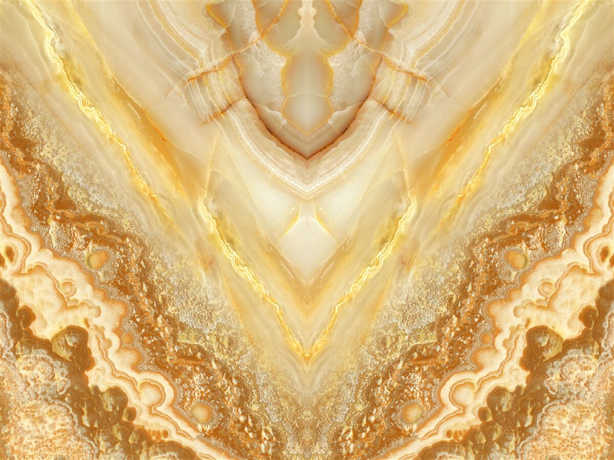 Фотошпалери шматочок бурштину на мармуровому тлі