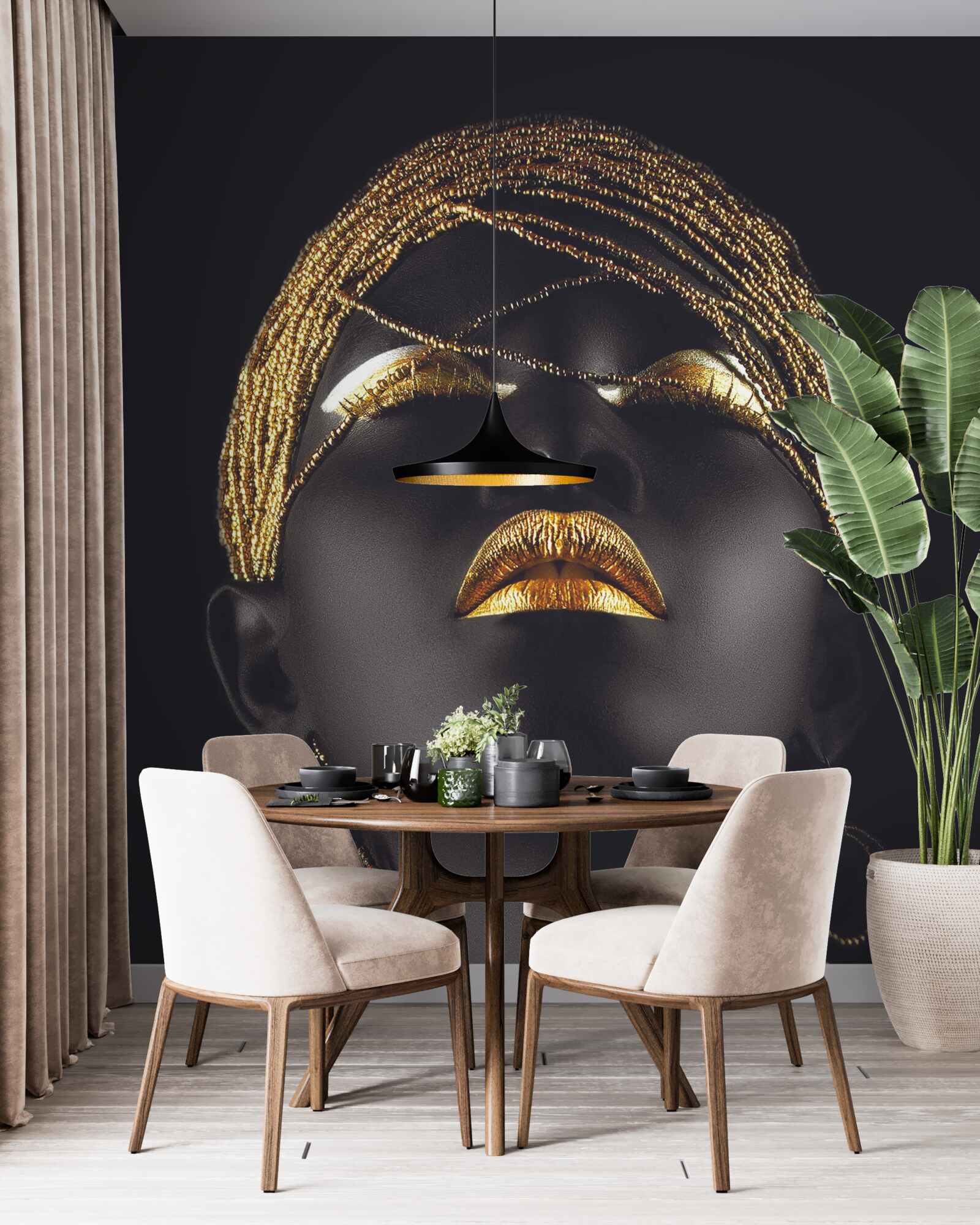 Фотошпалери жінка із золотими прикрасами