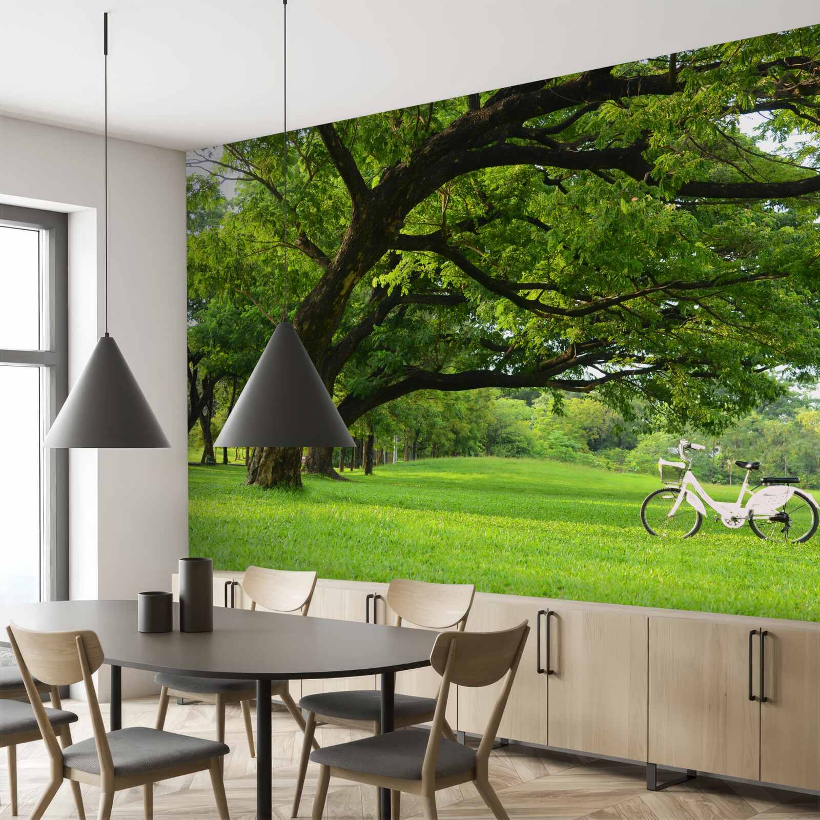 Фотошпалери луг із зеленою травою та столітніми деревами