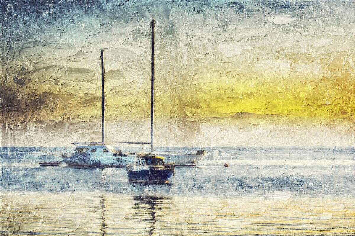 Фотошпалери захід сонця забарвлює яхти в бухті