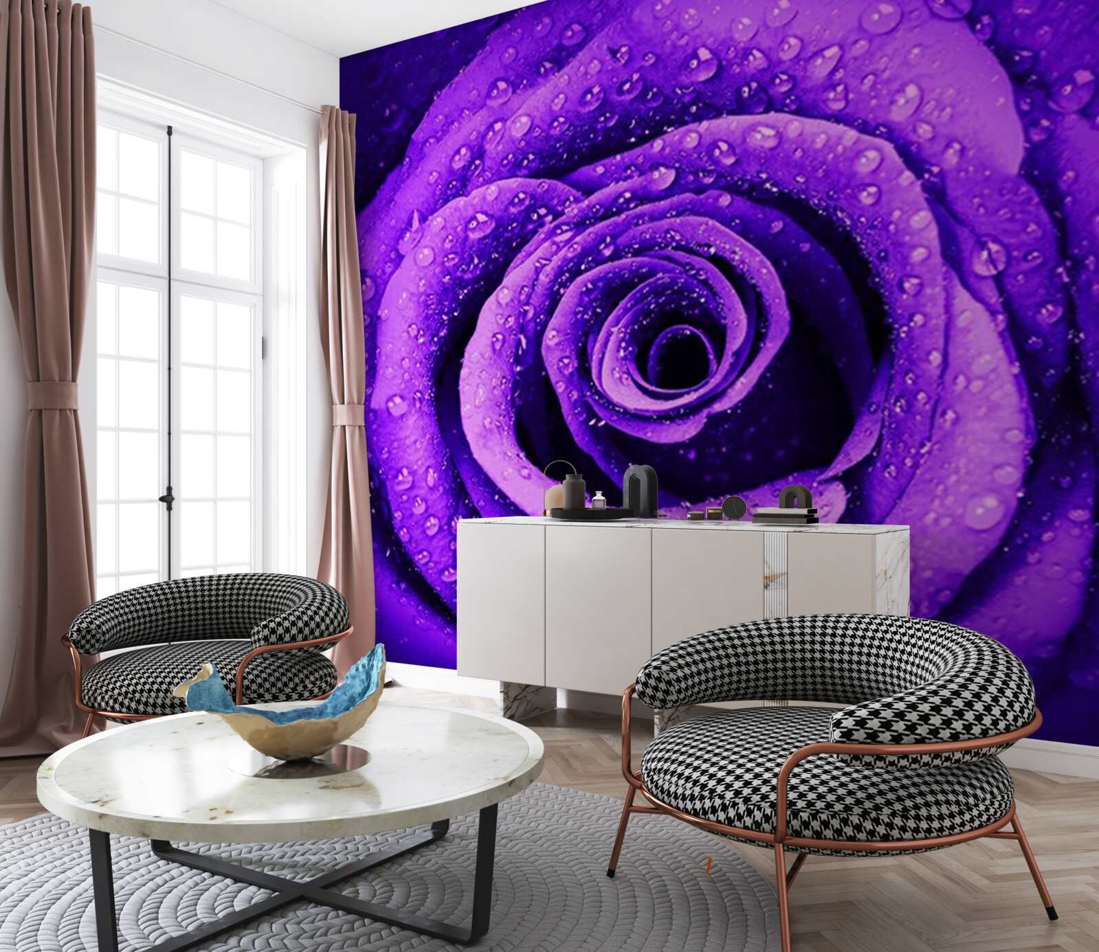 Фотошпалери крупним планом фіолетова троянда, вкрита краплями дощу