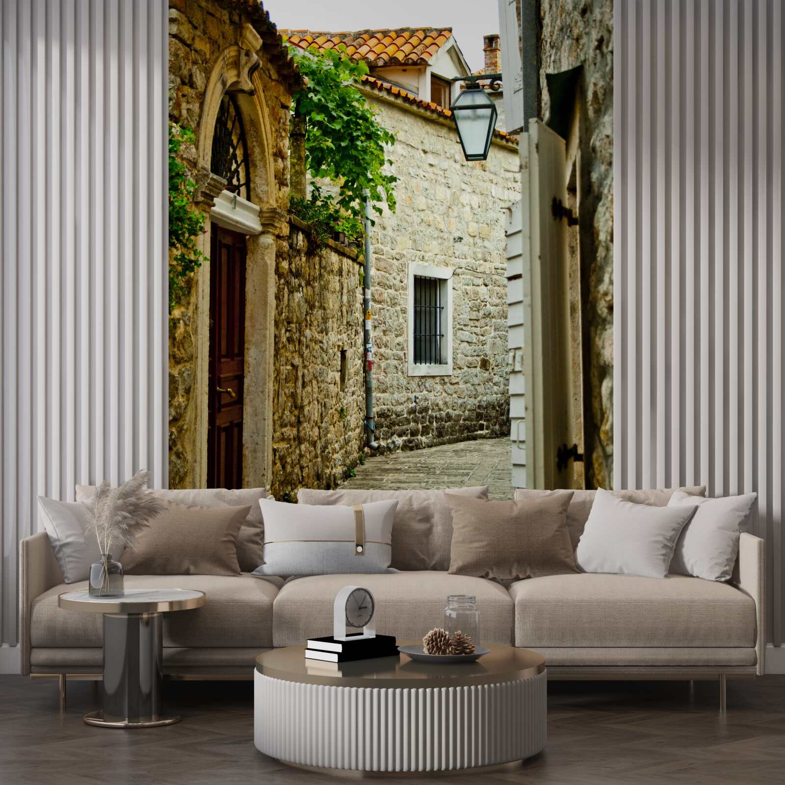 Фотошпалери стара вулиця, вимощена каменем влітку