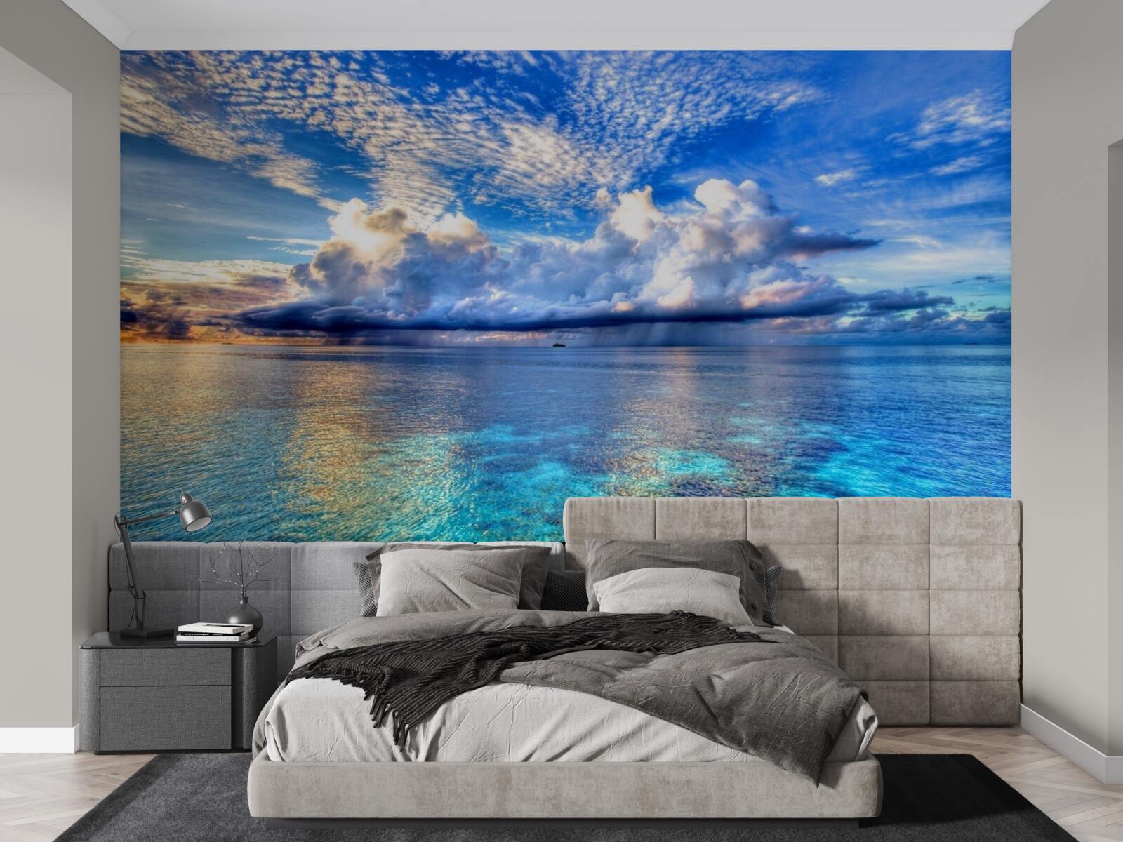 Фотошпалери хмари м'яко пливуть над блакитною поверхнею води