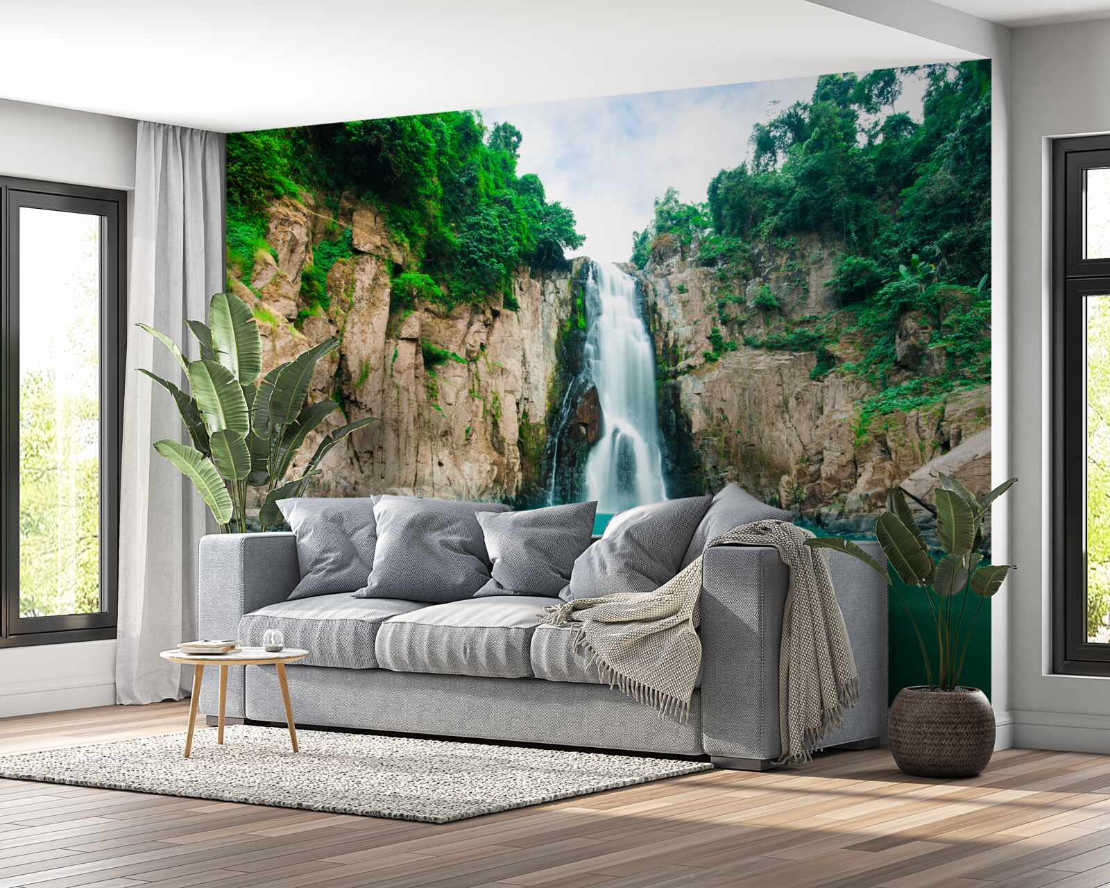 Фотошпалери високий водоспад падає в горах