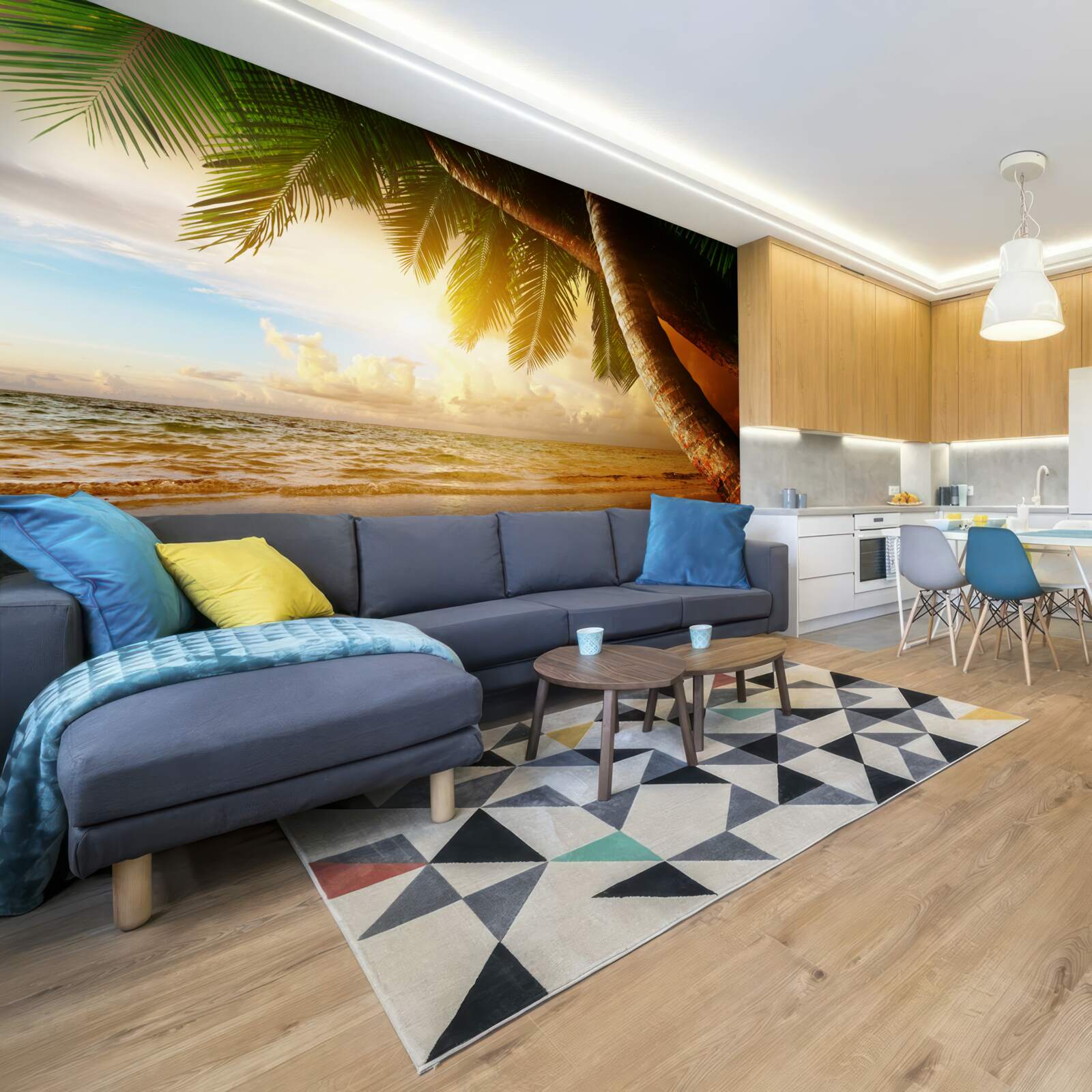 Фотошпалери пальма біля води на заході сонця в тропіках