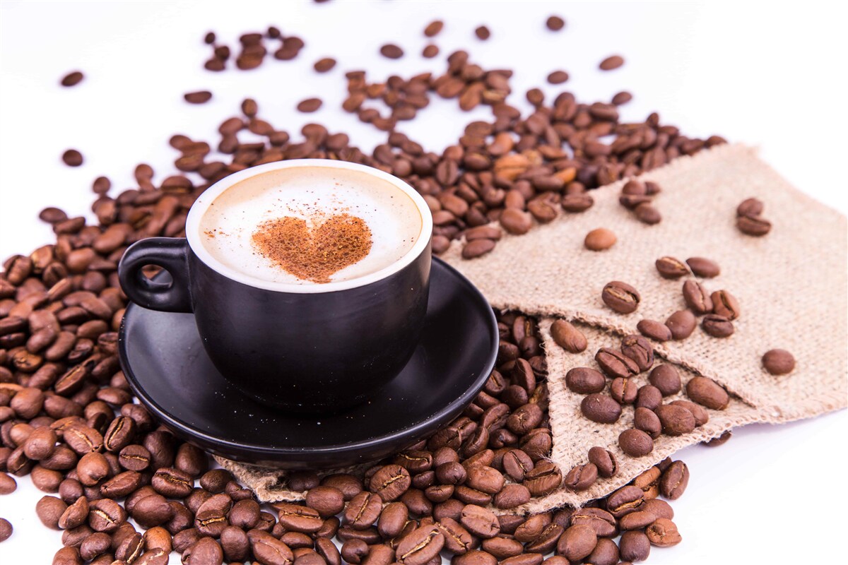 Фотошпалери гарно приготовану чашку кави