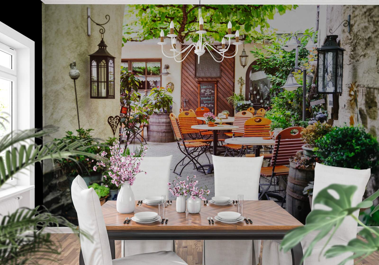 Фотошпалери невелике кафе зі столиком в історичній частині міста