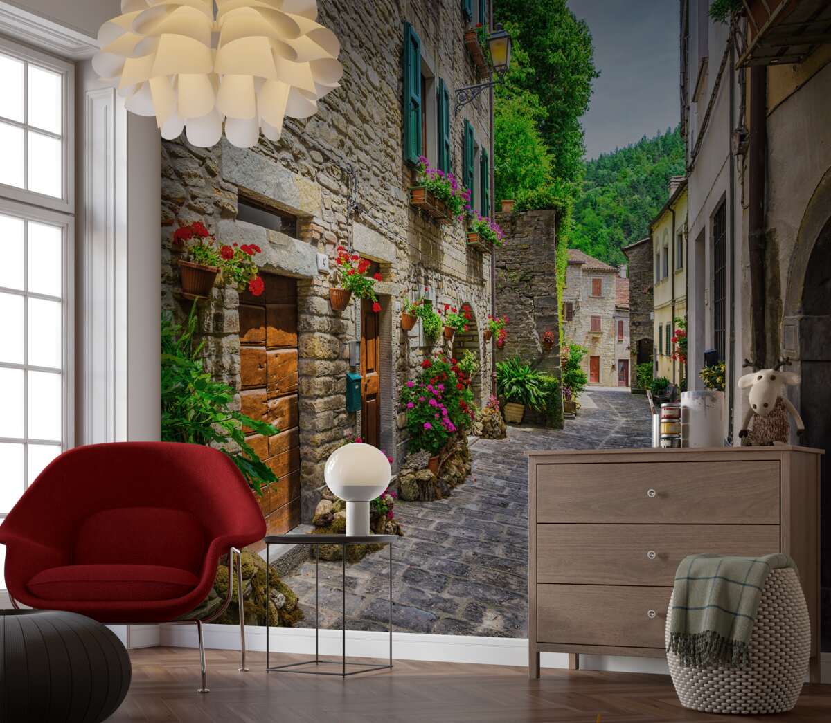 Фотошпалери стара кам'яна вулиця міста, оточена зеленню