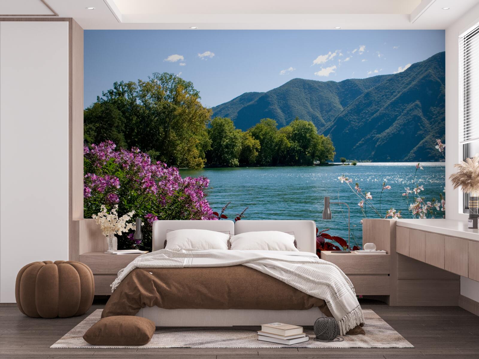 Фотошпалери тихе гірське озеро та квітучі літні рослини