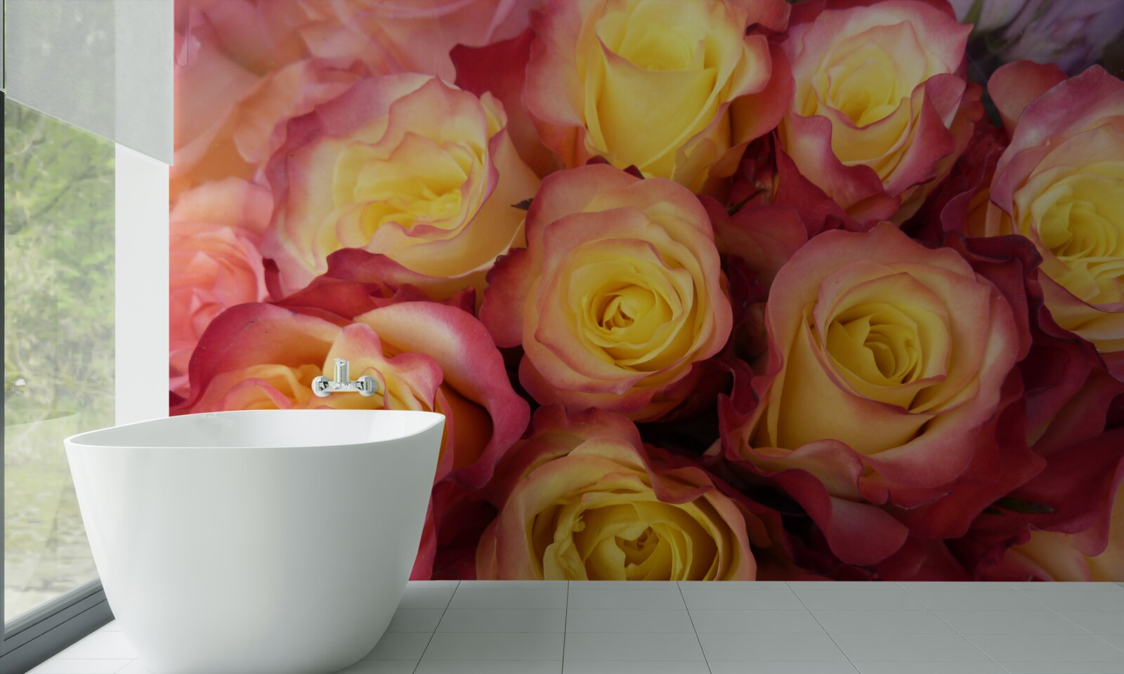 Фотошпалери рожеві тюльпани з жовтою серединкою