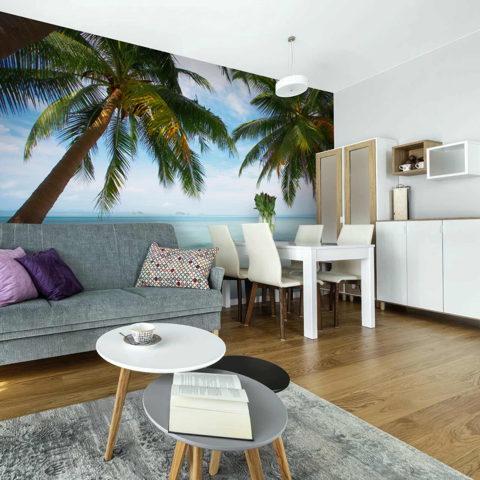 Фотошпалери пальми на піщаному березі моря