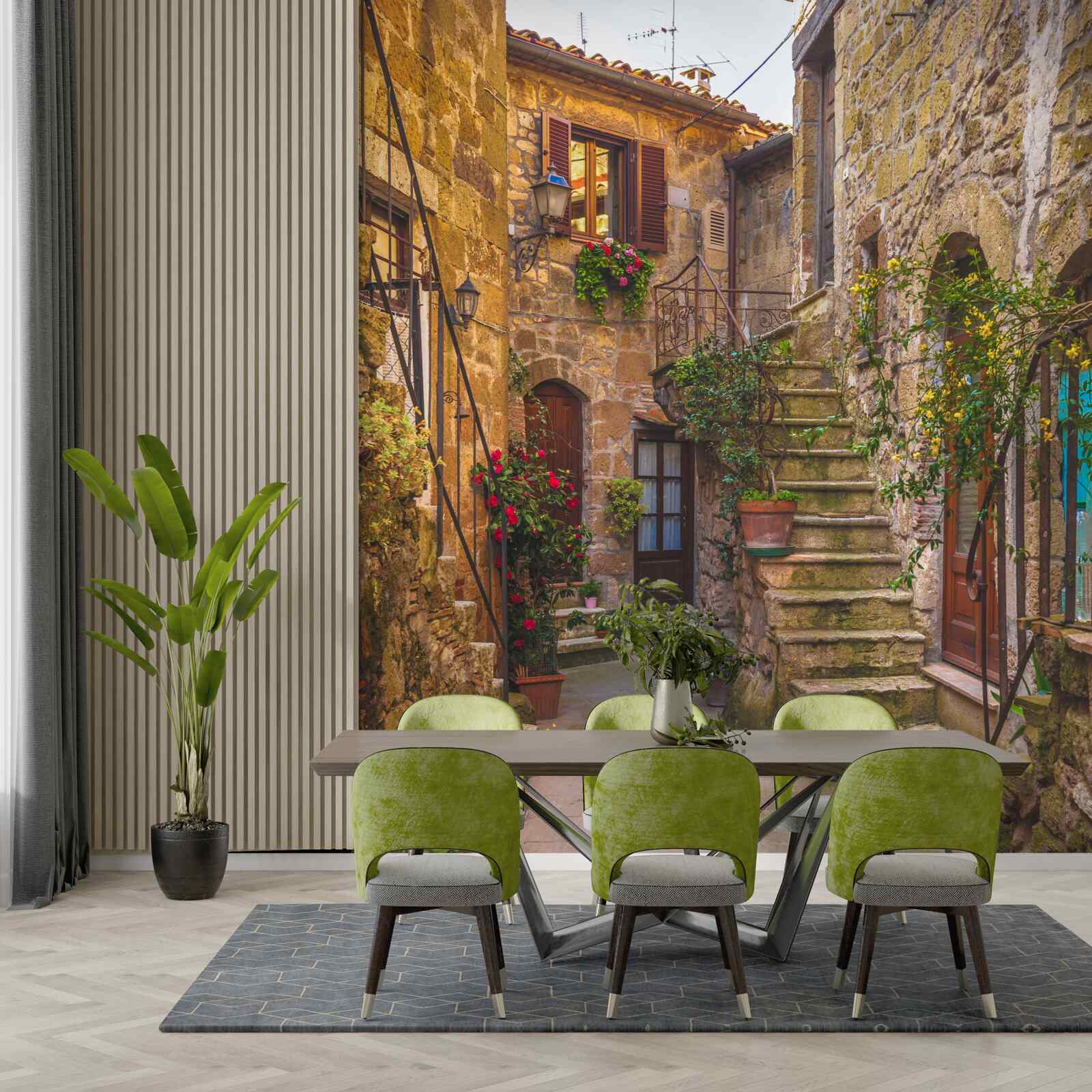 Фотошпалери прикрашені квітами сходи в старому дворику