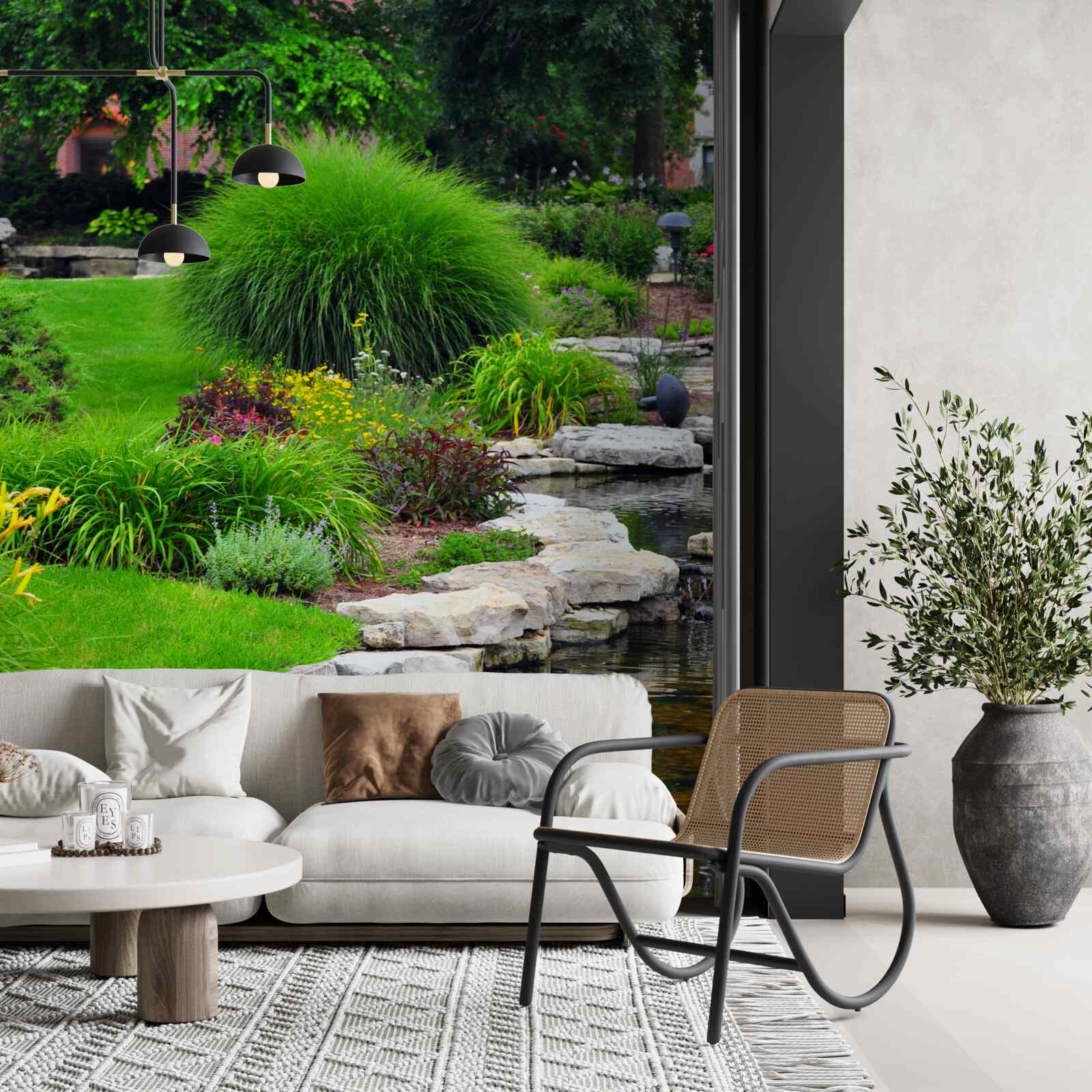 Фотошпалери квіти біля ставка в саду