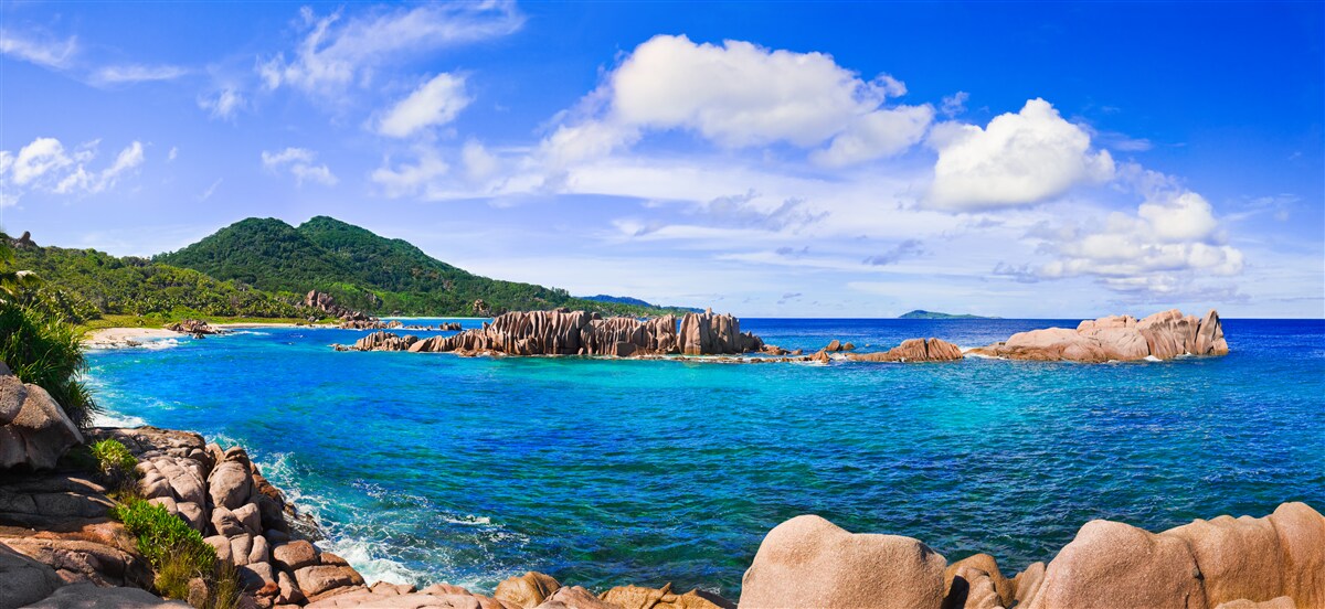 Фотошпалери смарагдові острови та блакитний океан