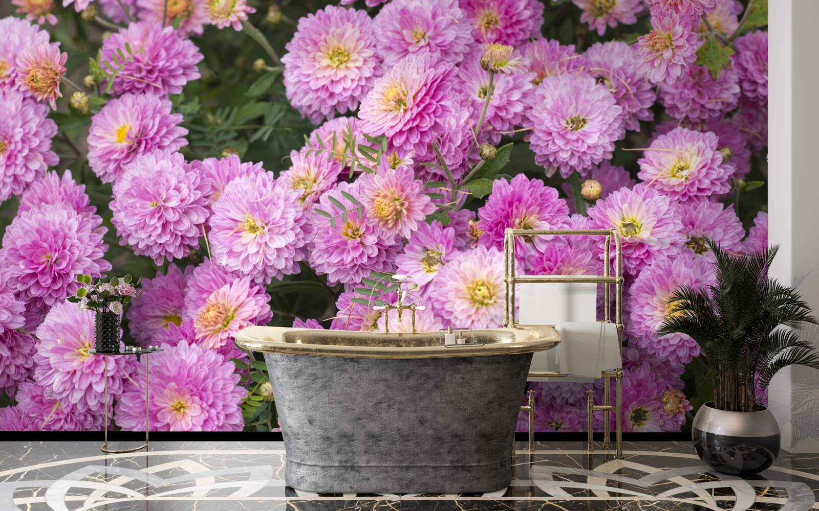 Фотошпалери красиві гербери з яскраво-бузковими ромашками