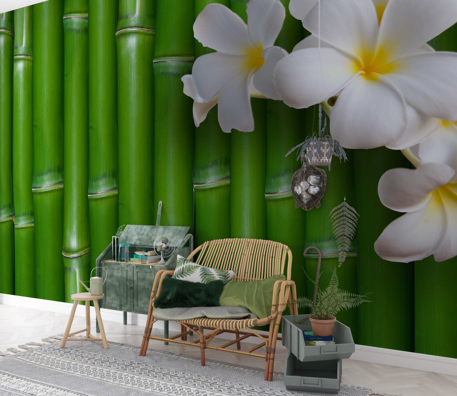 Фотошпалери яскраві квіти на високому зеленому бамбуку