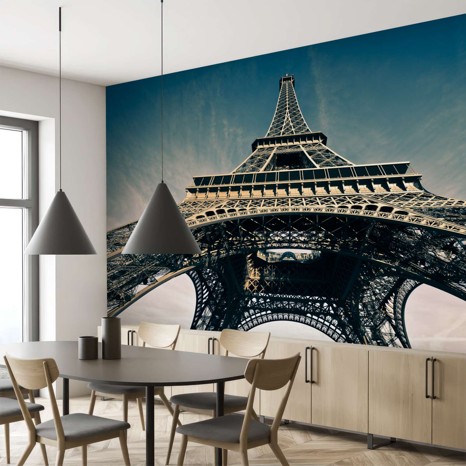 Фотошпалери вид на Ейфелеву вежу з нижньої точки