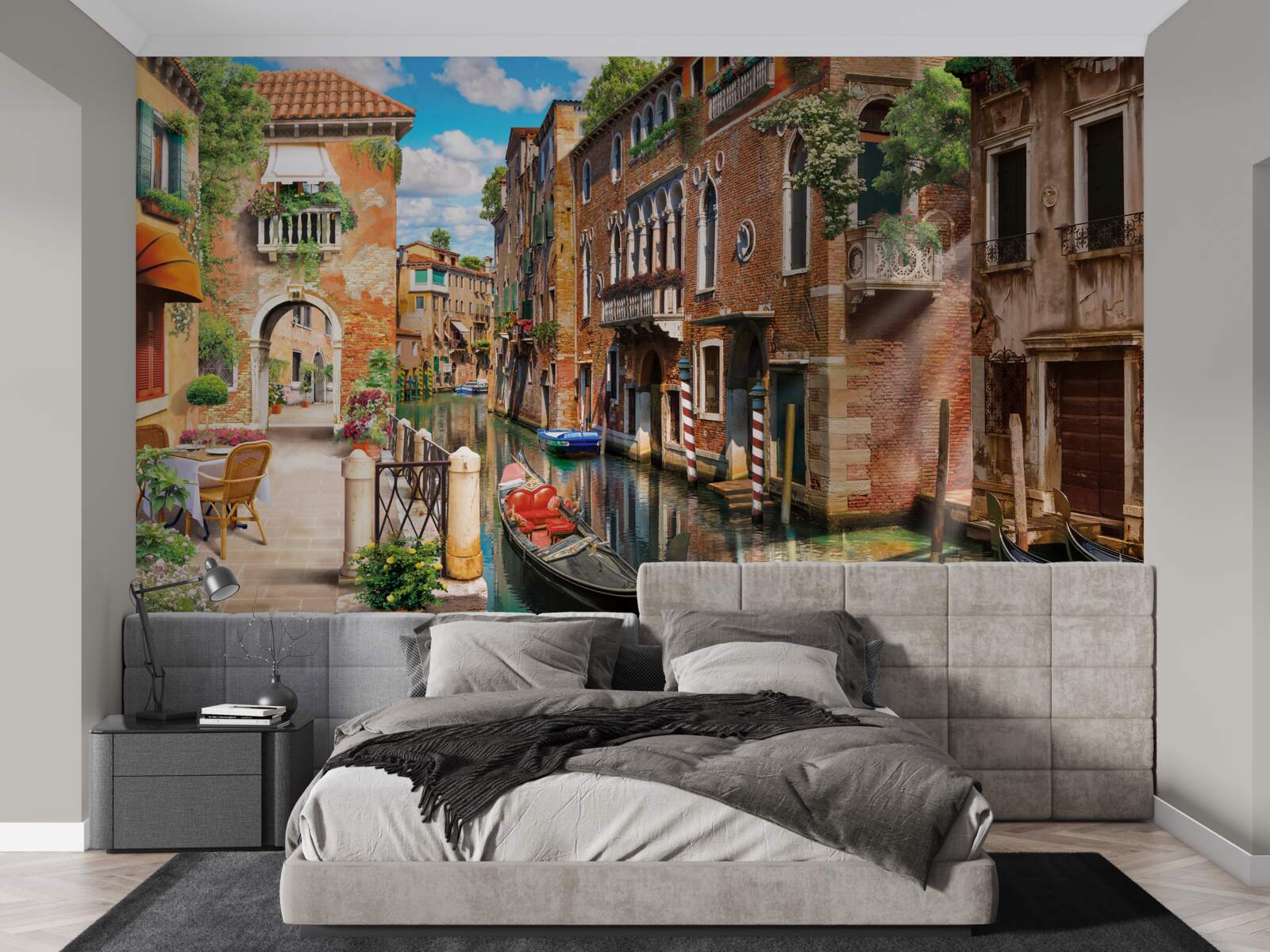 Фотошпалери гондола, залишена на автостоянці у венеції