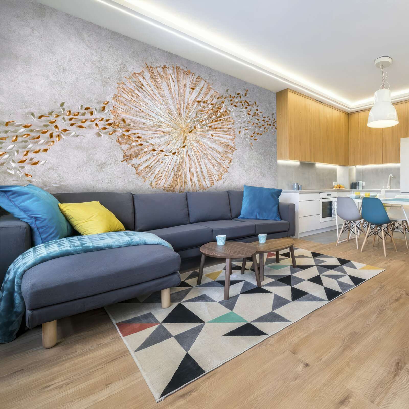 Фотошпалери коло із золота та плаваючих пелюсток