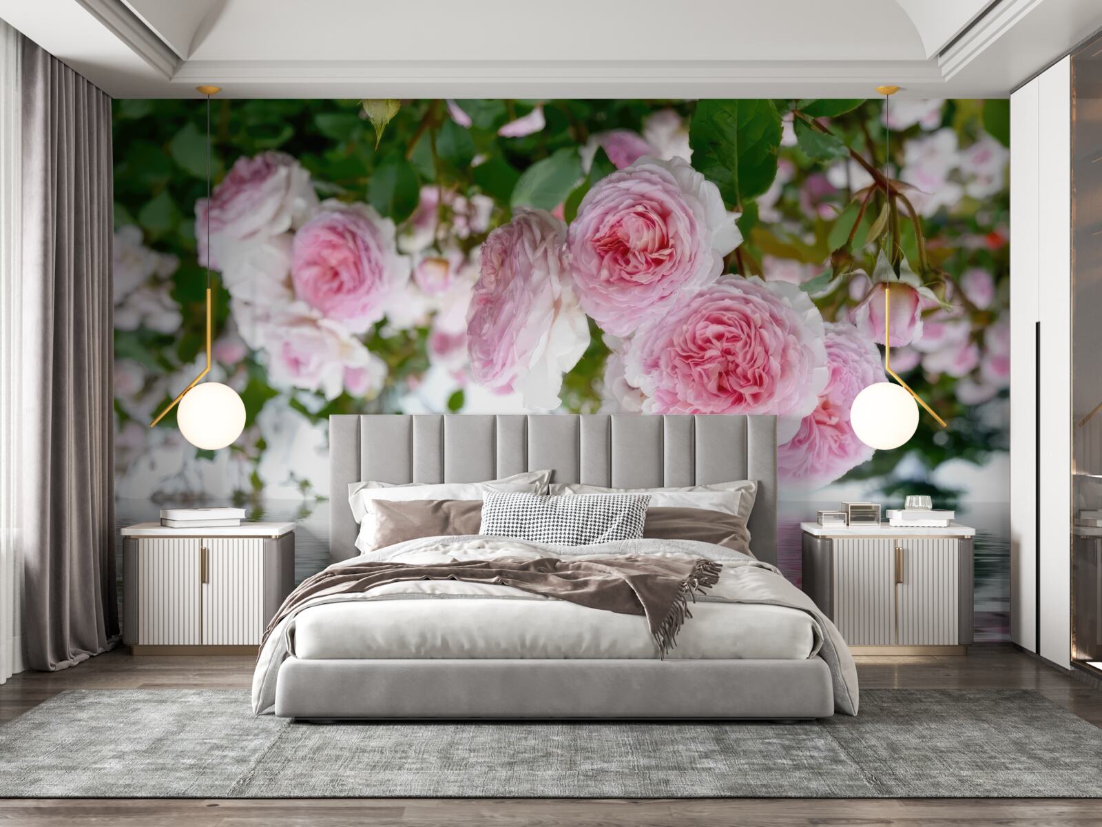 Фотошпалери рожеві троянди біля води