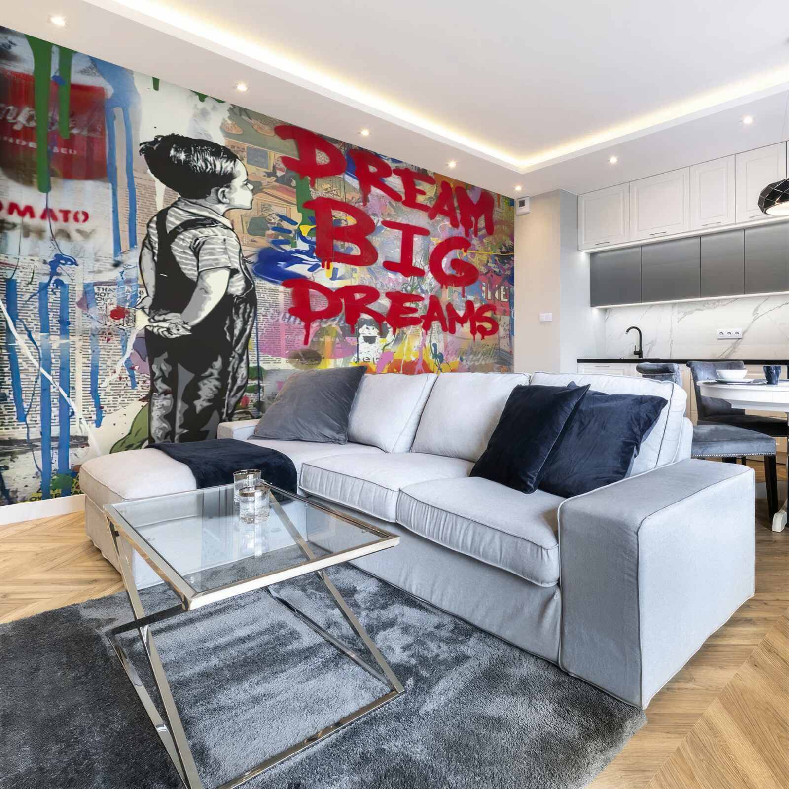 Фотошпалери хлопчик розглядає стіну, вкриту малюнками