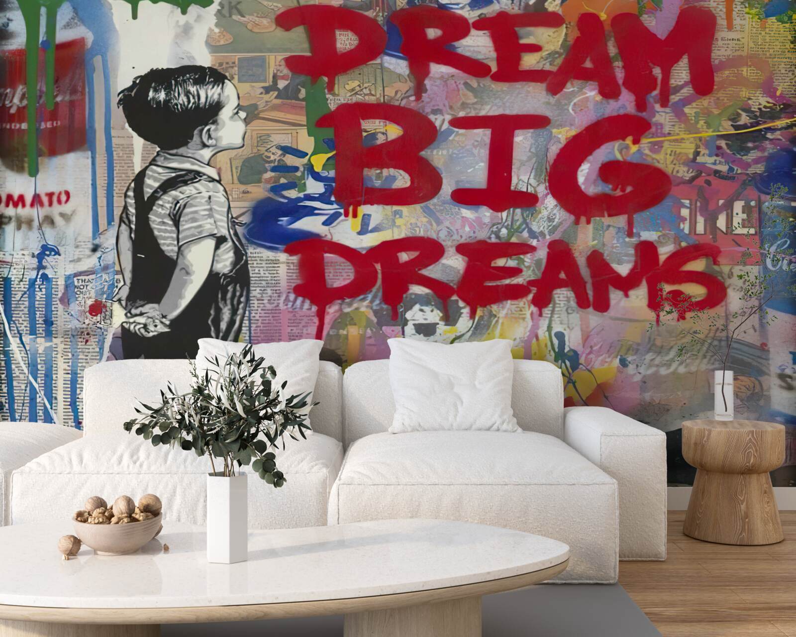 Фотошпалери хлопчик розглядає стіну, вкриту малюнками