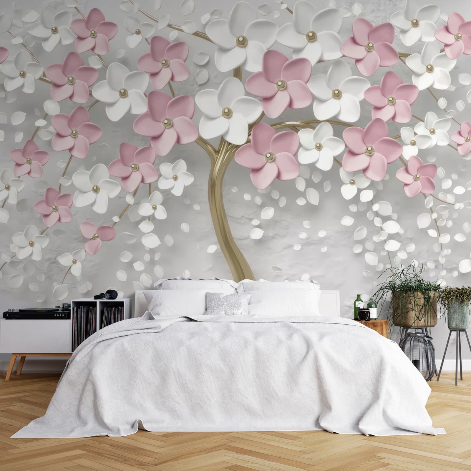 Фотошпалери маленькі біло-рожеві квіти на дереві з золотистим листям