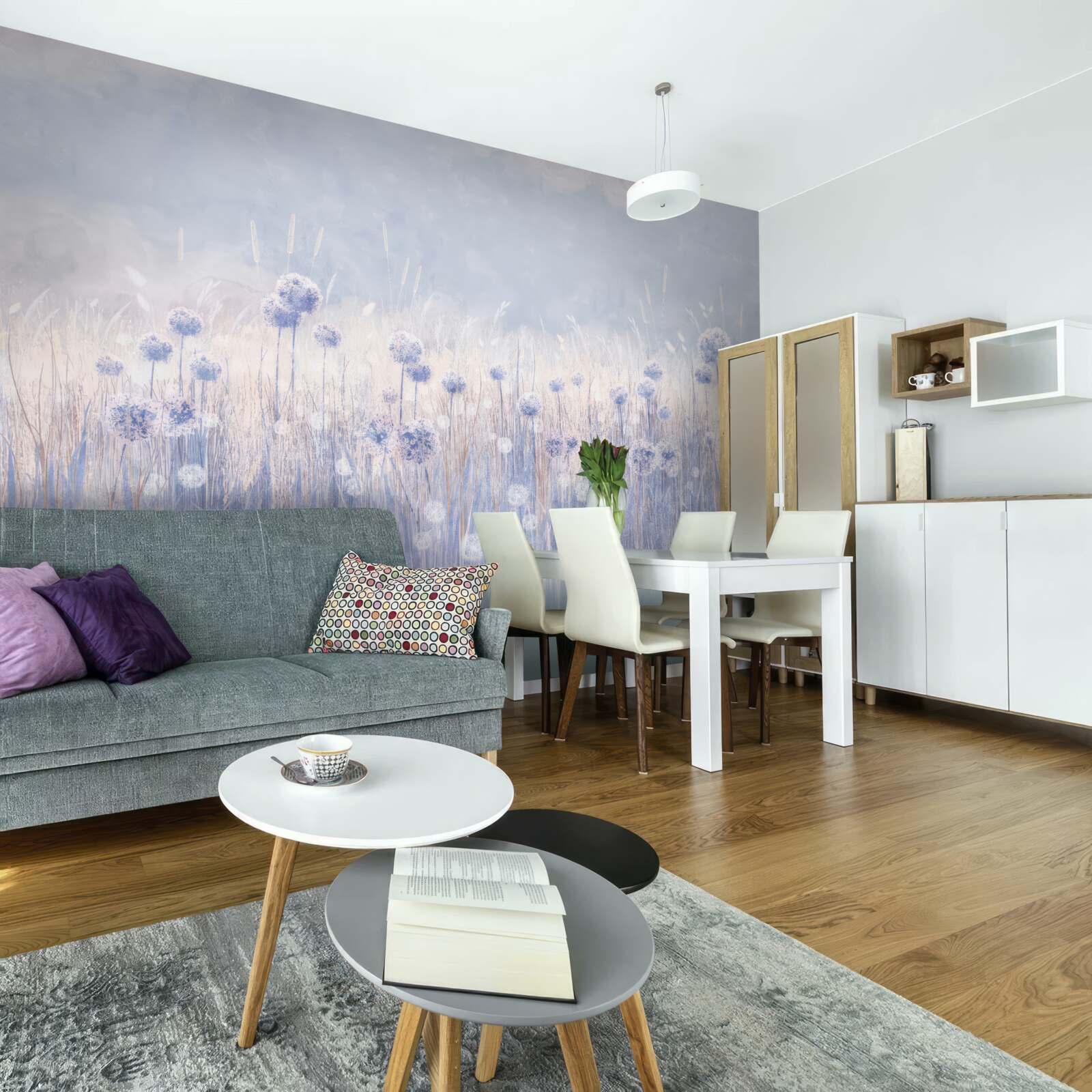 Фотошпалери рослини бузкового кольору на світлому фоні