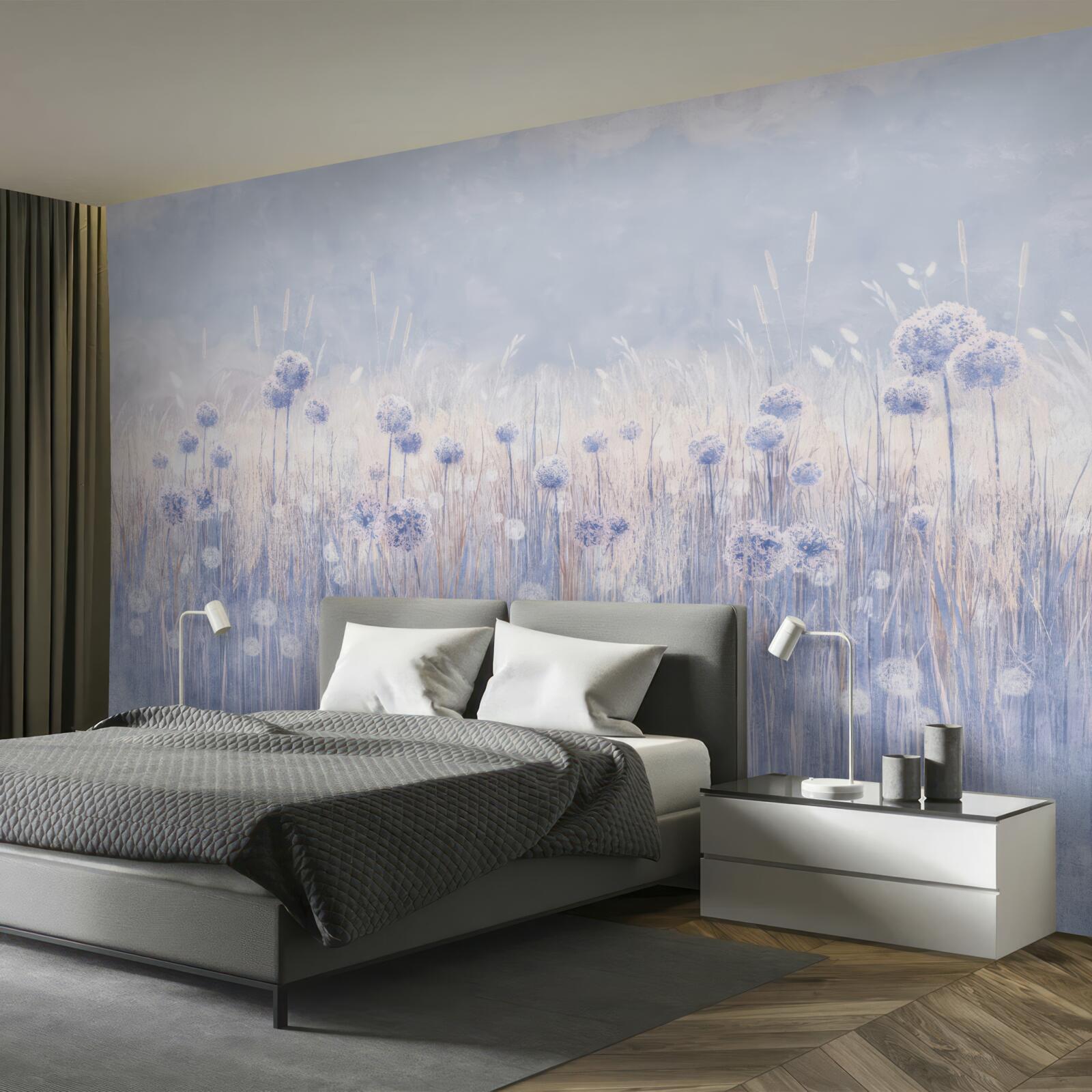 Фотошпалери рослини бузкового кольору на світлому фоні