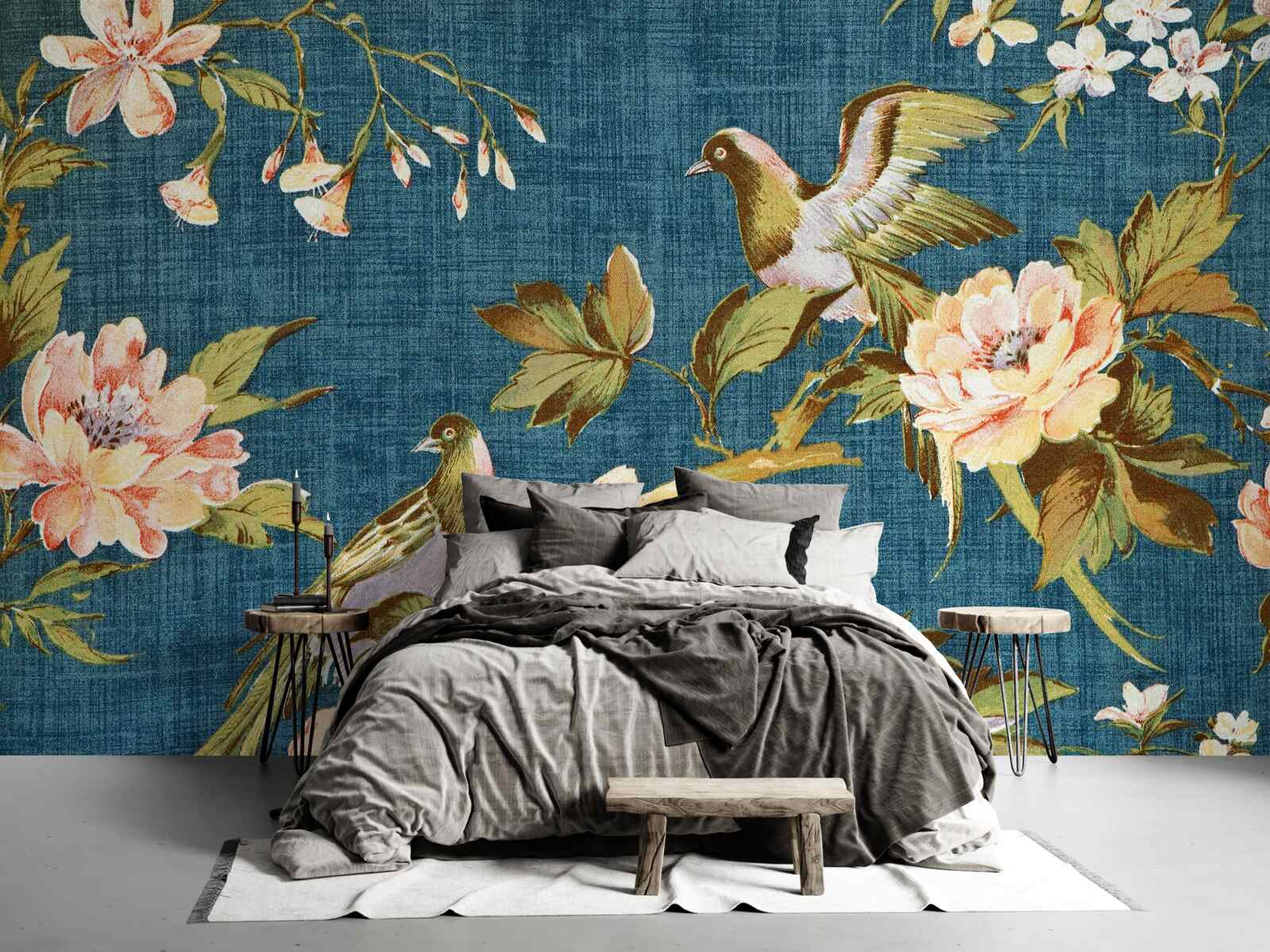 Фотошпалери два папуги серед троянд