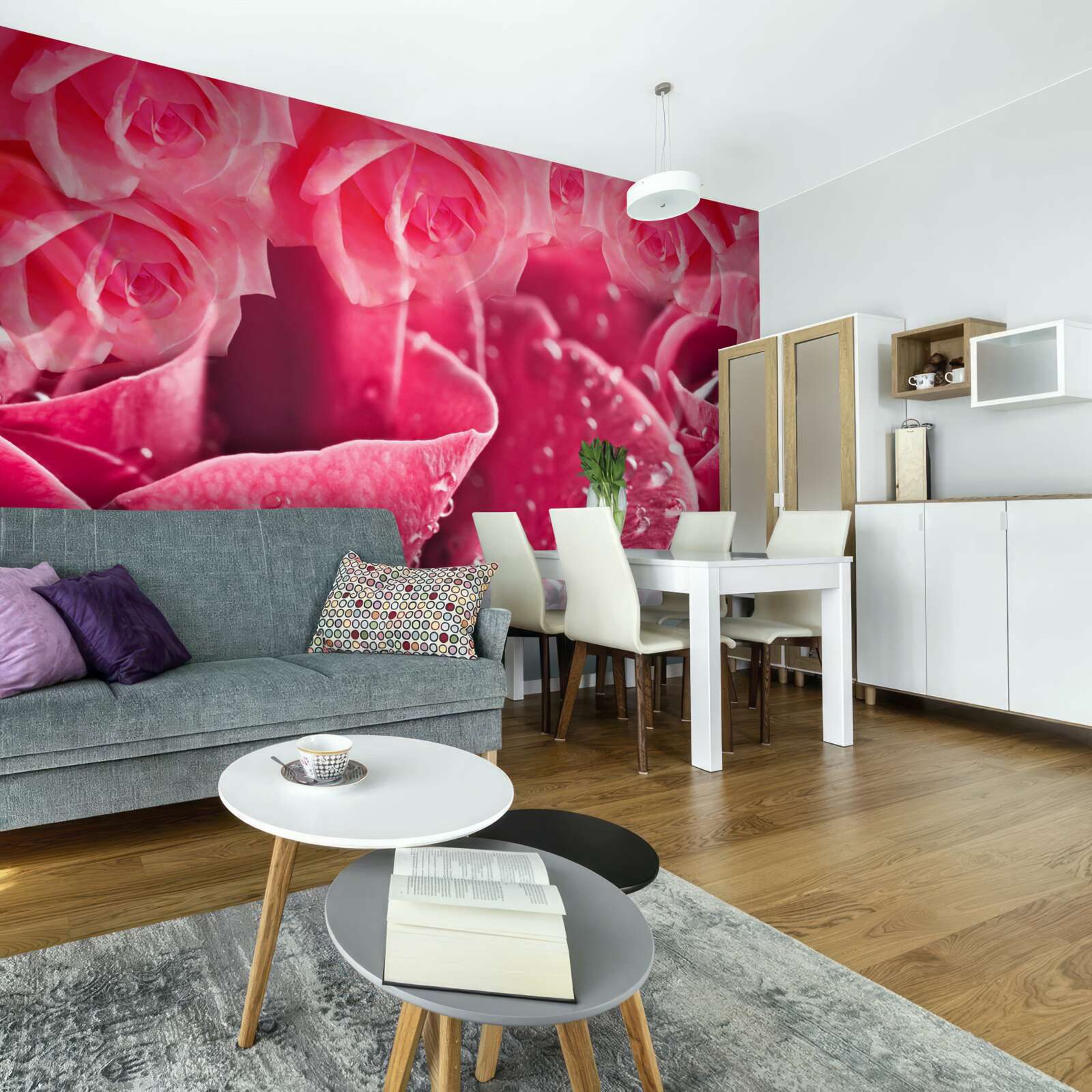 Фотошпалери краплі роси на троянді